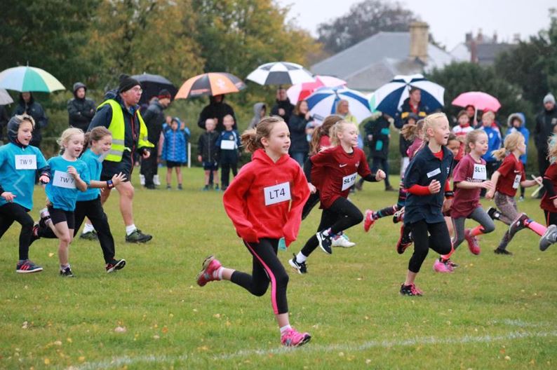 Dursley and Wotton Primary School Cross Country League